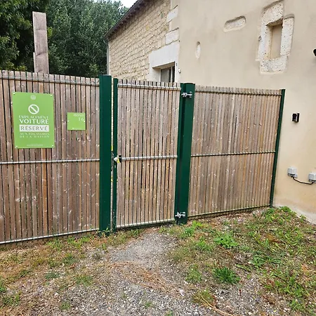 Maison De Caractere - Jardin - Proche Angouleme Βίλα